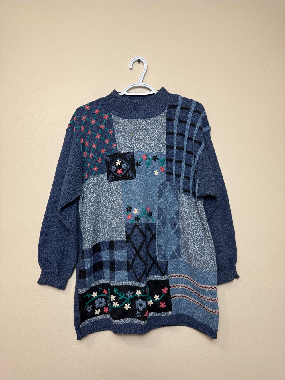 Vintage TanJay Blue Patchwork Embroidered Crewneck Sweater size L